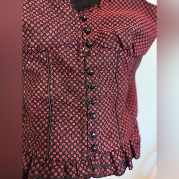 Stylish Black and Red Women's Blouse - Picture 2 of 7